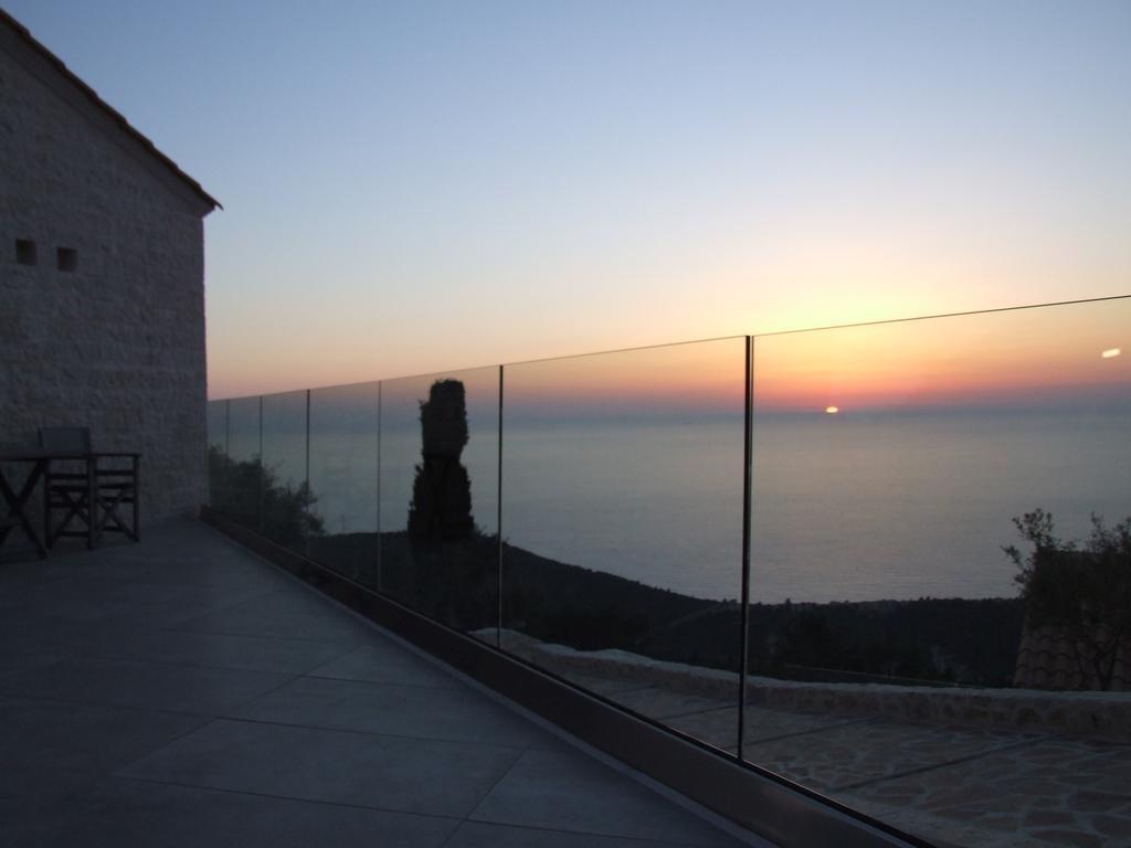 Villa Kampaki Stone Áyios Nikítas