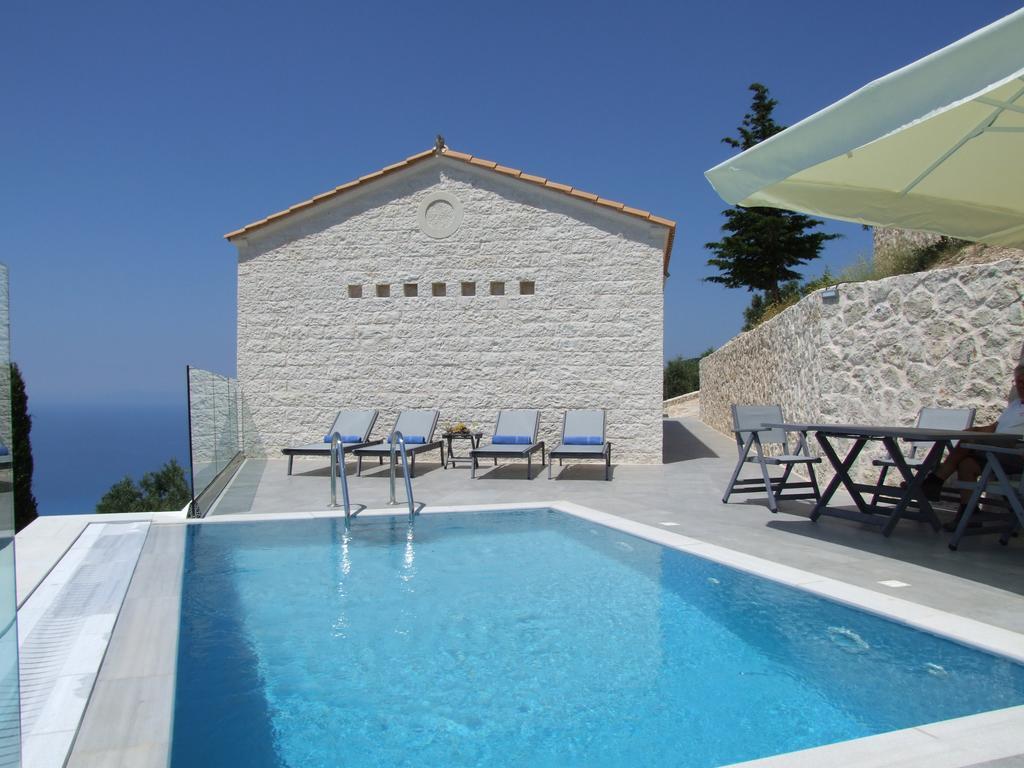 Villa Kampaki Stone Áyios Nikítas